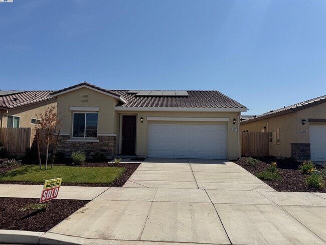 Building Photo - 4671 Irma Dr