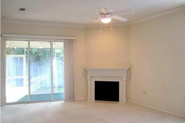 Building Photo - 4114 Oak Pointe Dr