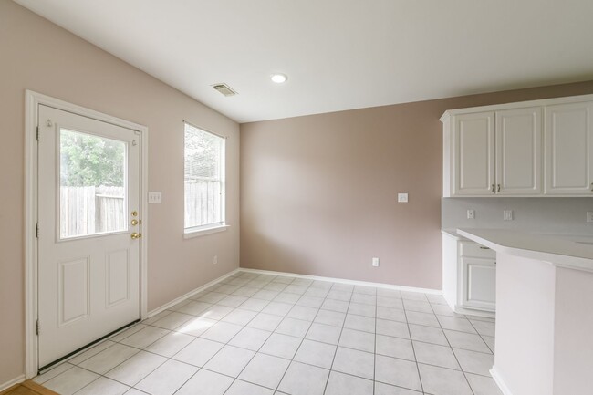 Building Photo - 6326 Veranda Green Trail