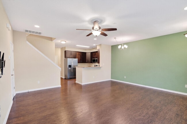 Building Photo - 316 Fountain Way