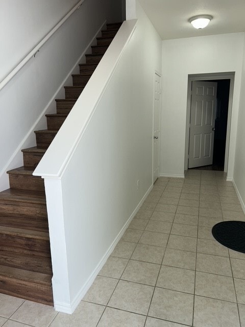 Building Photo - 3010 S Heights Hollow Ln