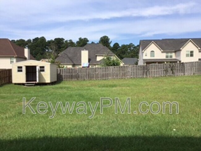 Building Photo - 6017 Reynolds Cir
