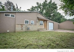 Building Photo - Private Oasis Near Downtown CS!!