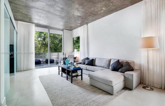 Building Photo - 1700 Meridian Ave