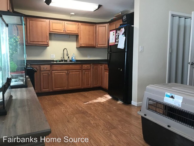 Building Photo - 367 Park Way