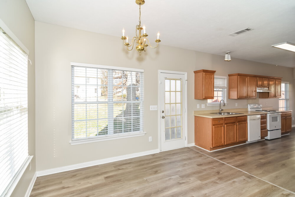 Building Photo - 612 Mable Dr