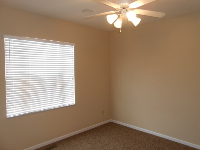 Building Photo - 8947 Creek View St