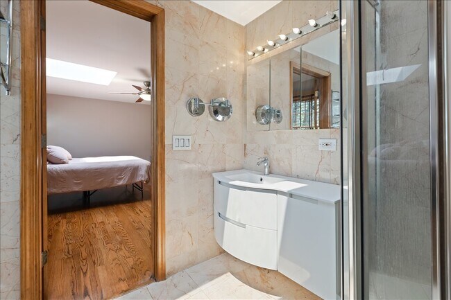 Building Photo - 33 Half Day Rd