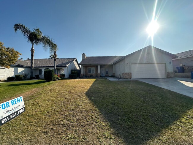 Primary Photo - Charming 4-Bedroom Rental in Bakersfield, CA