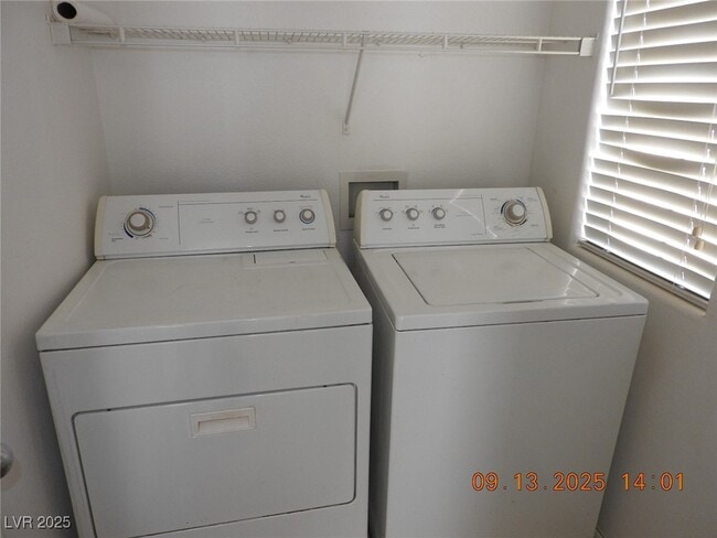 Building Photo - 9504 Havasu Canyon Ave