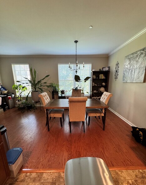Building Photo - 180 Hemisphere Cir