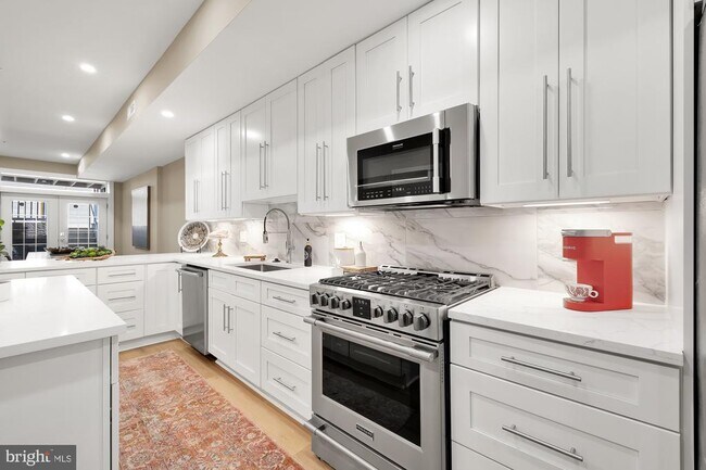 Building Photo - 3620 13th St NW