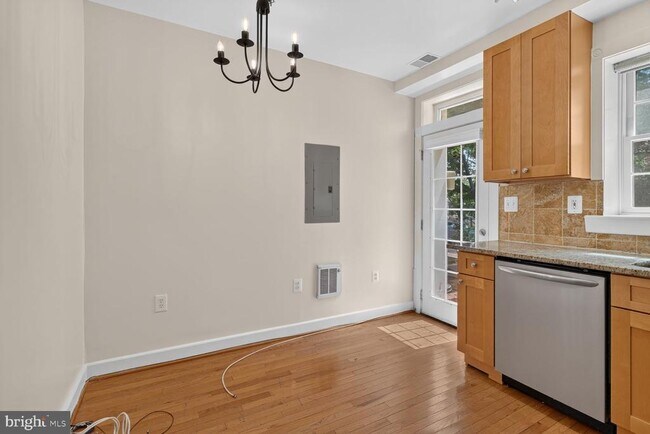 Building Photo - 1702 Florida Ave NW