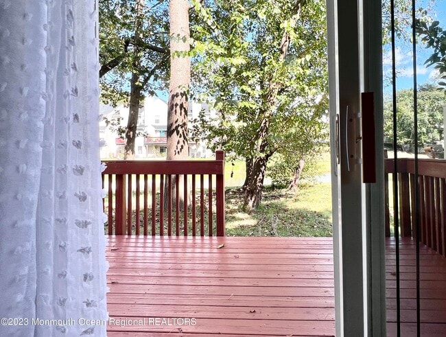 Building Photo - 159 Tanglewood Pl