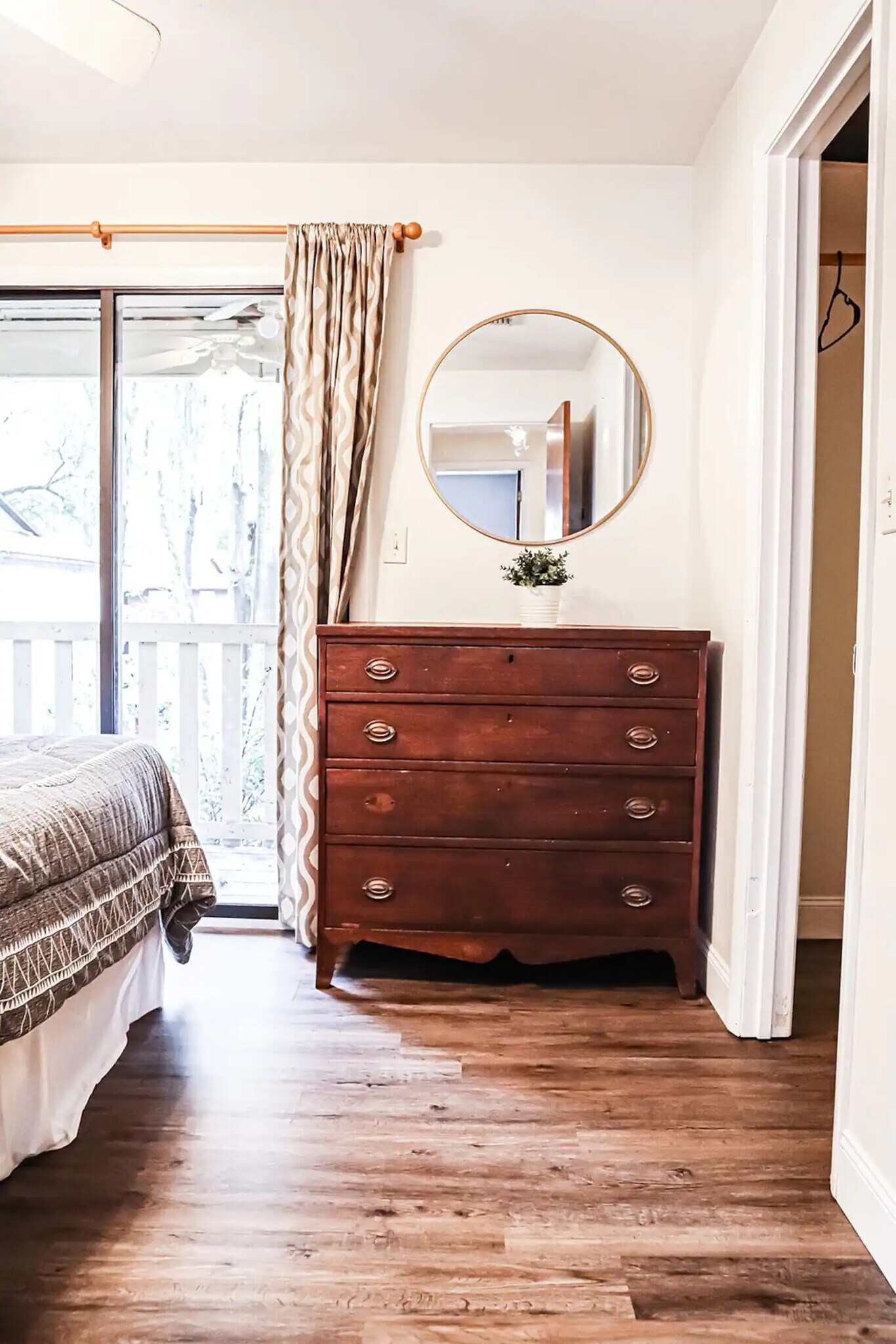 Building Photo - 2228 SW 39th Dr