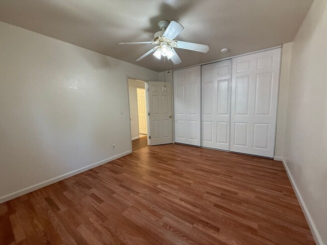 Building Photo - 16865 Barnell Ave
