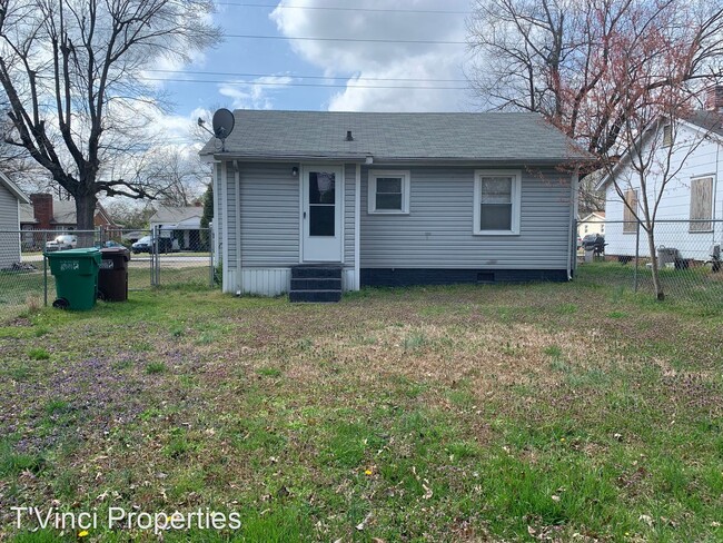 Building Photo - 2 br, 1 bath House - 223 Woodbury Street