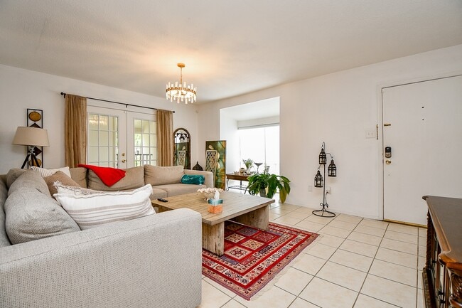 Building Photo - 12633 Memorial Dr