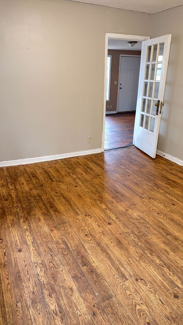 Building Photo - 591 Perdue Place, Greenville