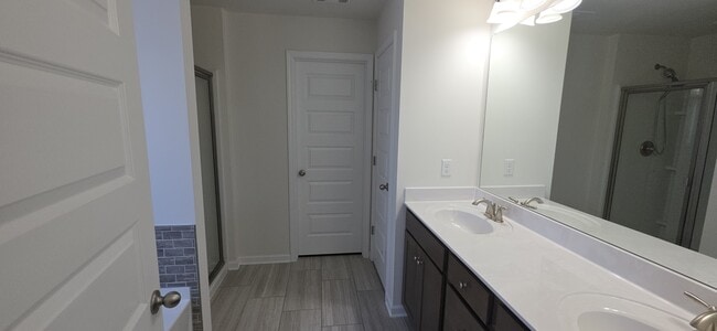 Building Photo - 464 Nightcap Ln