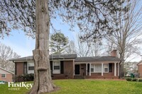 Building Photo - 7031 Ridgebrook Dr