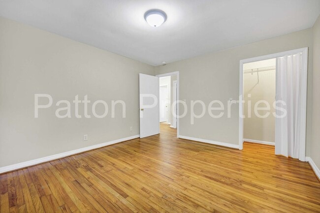 Building Photo - Rosewood Home