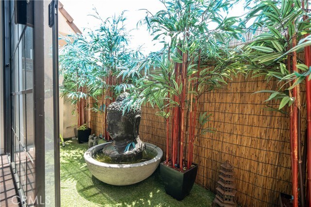 Building Photo - 1424 26th St