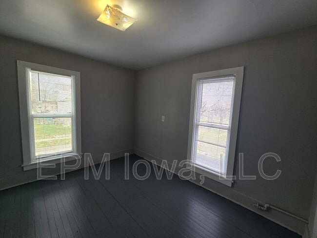 Building Photo - 216 Courtland St