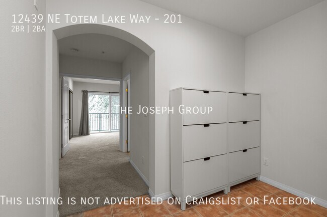 Building Photo - Stunning 2 bed/2 bath in Totem Lake!