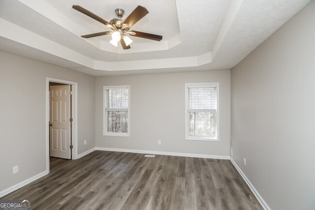 Building Photo - 2740 Owens Dr