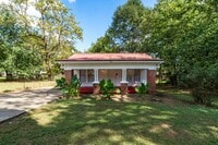 Building Photo - Move in Promo: $250 Off First Month's Rent!