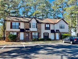 Building Photo - 100 Woodleigh Rd