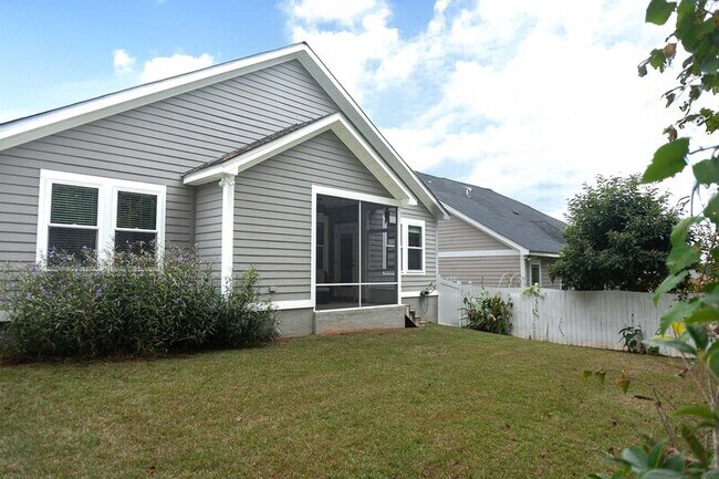 Building Photo - 2533 Capstone Dr