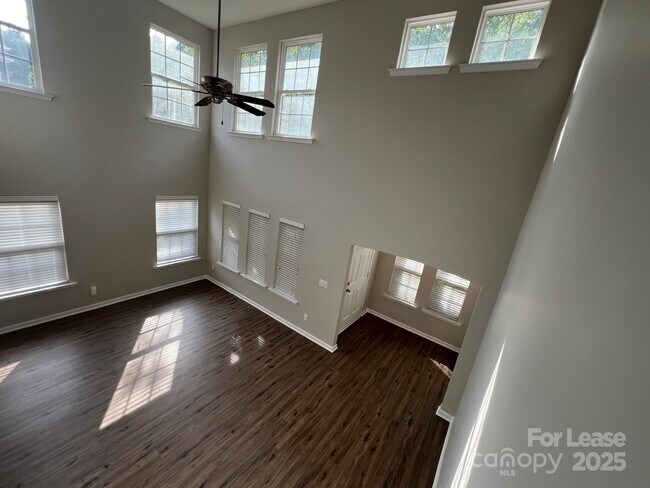 Building Photo - 18429 Streamline Ct