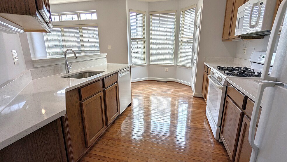 Building Photo - 46368 Hobbs Sq