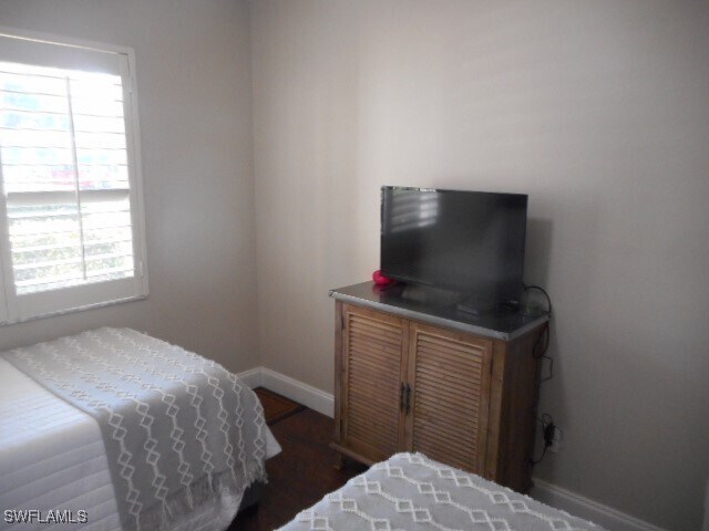 Building Photo - 7360 Glenmoor Ln