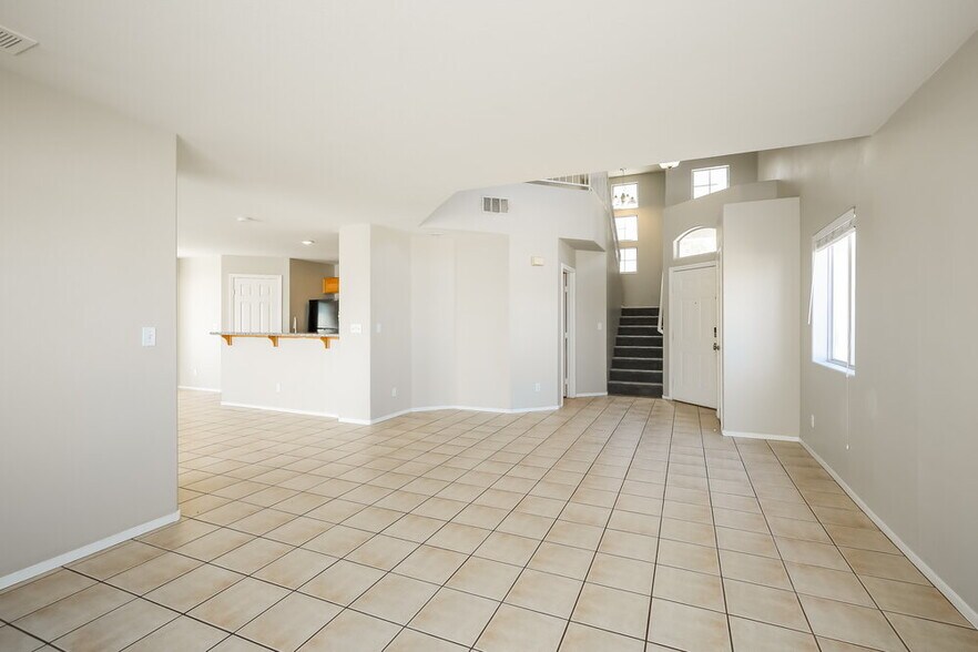 Building Photo - 3940 Camryn Holly St