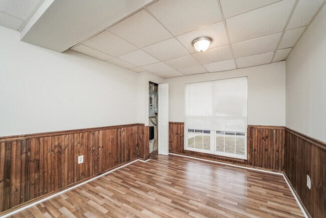 Building Photo - 7 Holly Leaf Ct