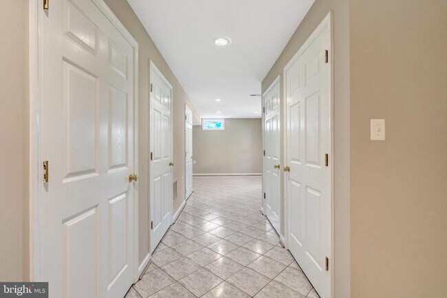 Building Photo - 15540 Wigeon Way