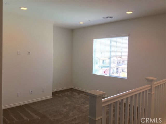 Building Photo - 18084 Burke Ln