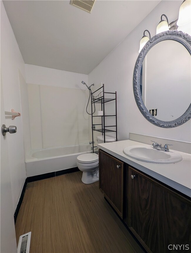 Building Photo - 8217 Trevi Ln