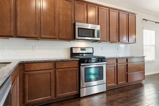 Building Photo - 3805 Weatherstone Dr