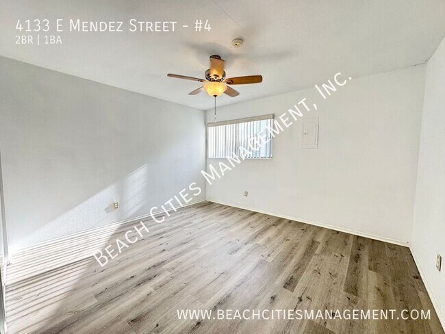 Building Photo - 4133 E Mendez St