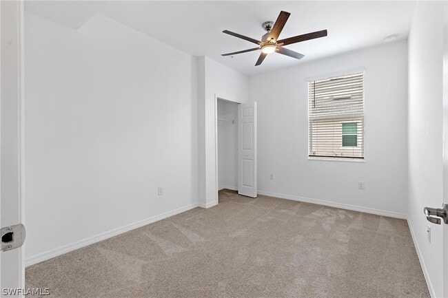 Building Photo - 15975 Grassland Ln