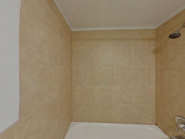 Building Photo - 2241 Santa Fe S