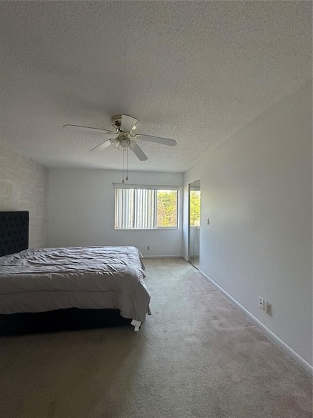 Building Photo - 327 Pine Ridge Cir