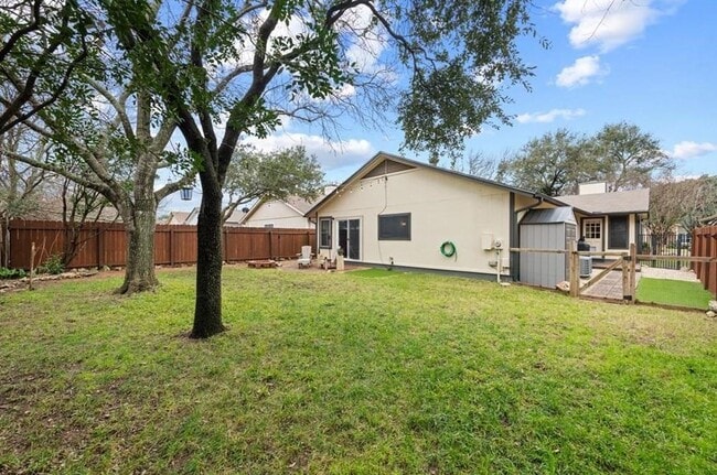 Building Photo - 12719 Covington Trail