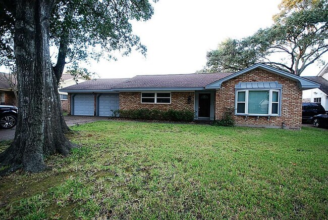 Primary Photo - 986 Chamboard Ln