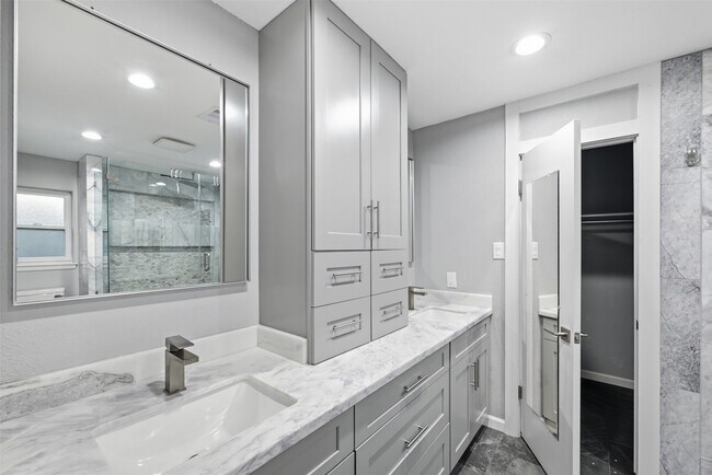 Building Photo - 3502 Plum Brook Ln