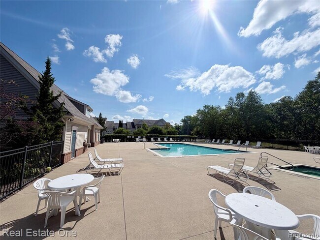 Building Photo - 7211 Addington Dr